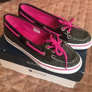 NEW Girls Sperry’s🎀